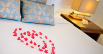 Tropica Island Resort | Honeymoon